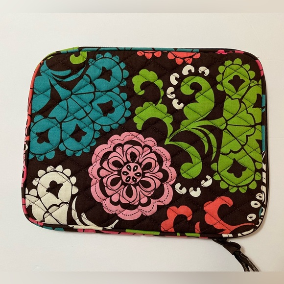 Vera Bradley Lola Pattern Tablet Case - Picture 2 of 4